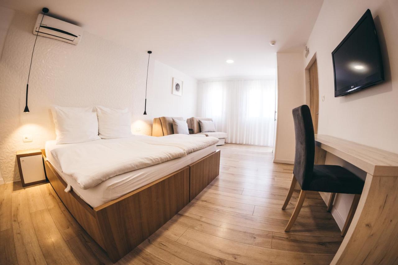 City Apartment One โมสตาร์ ภายนอก รูปภาพ